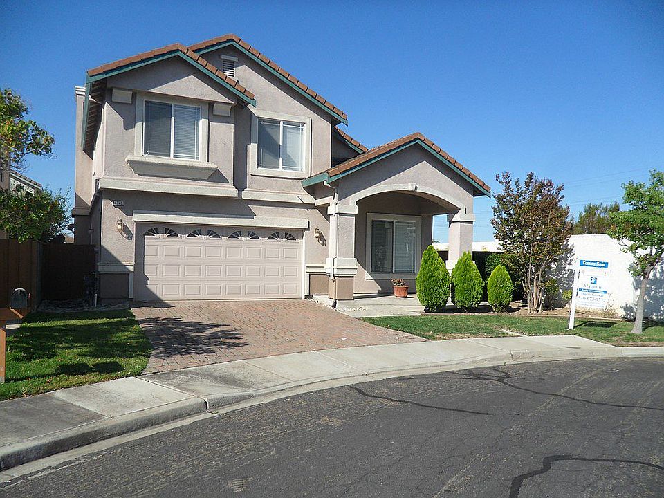 1st image of 34748 Sandburg Ct