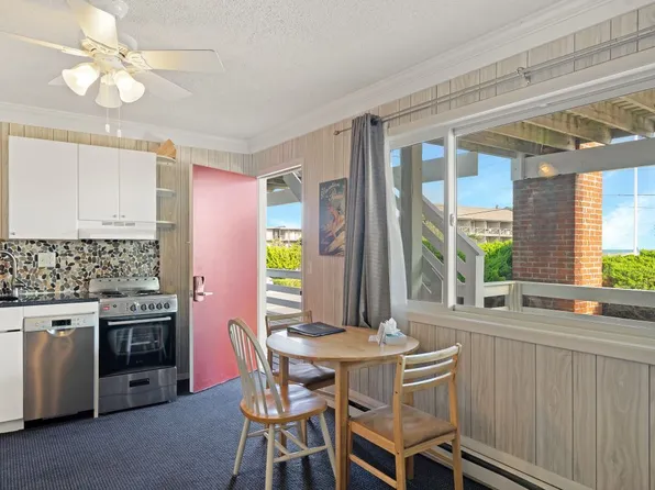 119 S Emerson Ave, Montauk, NY 11954