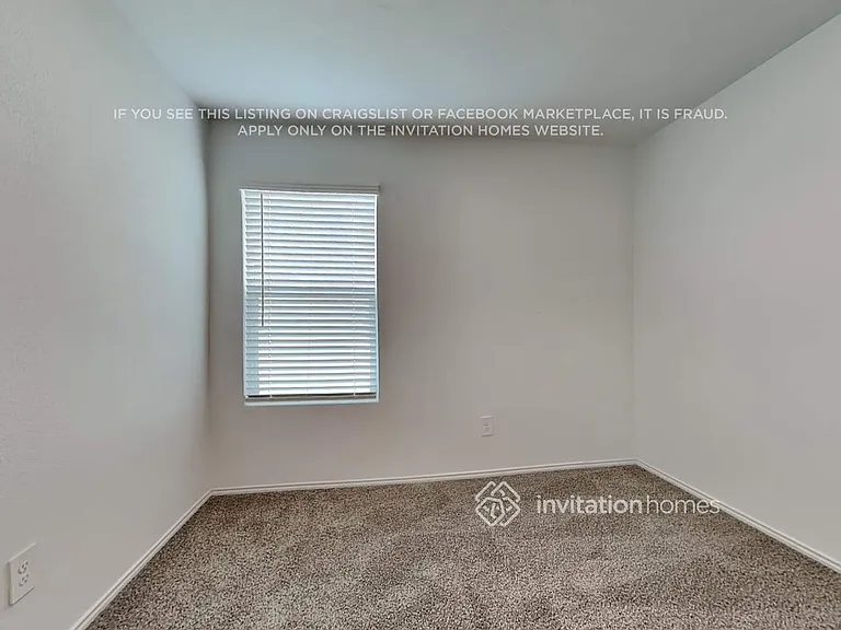 10645 Sewell Cir — Photo 12