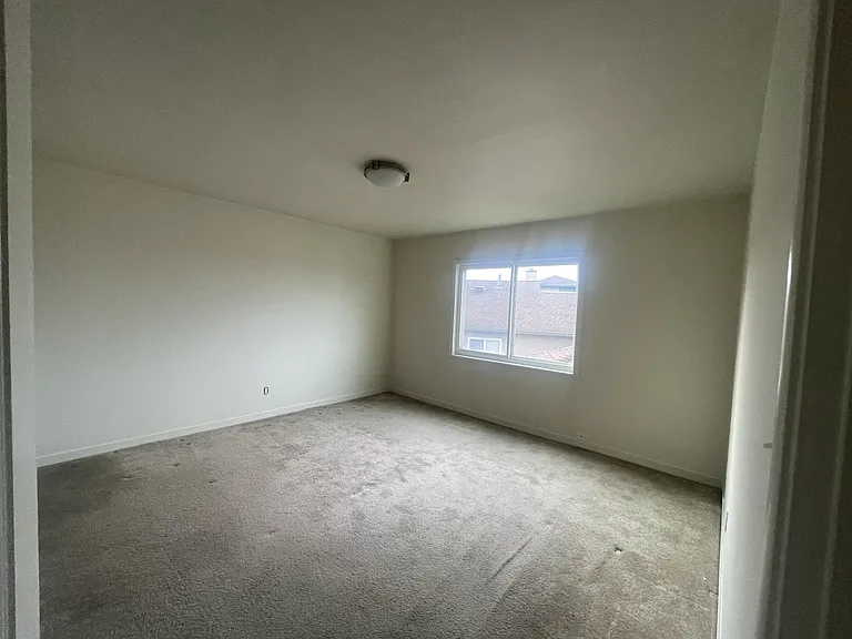 853 Vermont St #301 — Photo 4