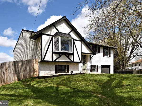 1839 Carriage Way, Warrington, PA 18976