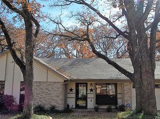 1120 Wood Ridge Dr, Azle, TX 76020