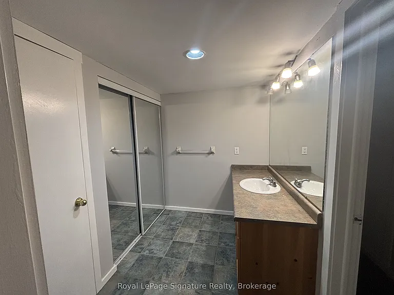 11 Dawson Dr #717 — Photo 21