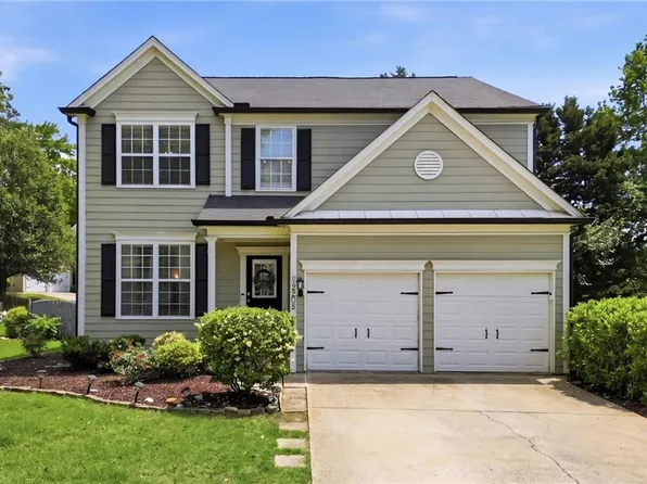 2205 Sprucewood Dr NW, Acworth, GA 30101