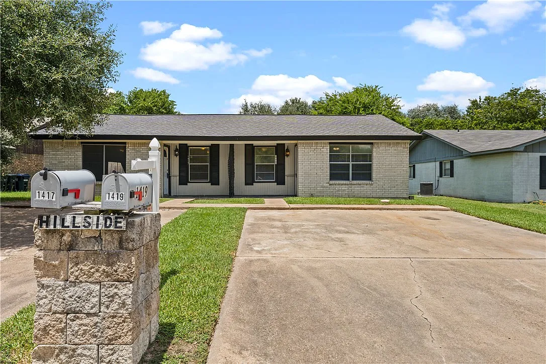 2 bed, 968 sqft, $1,275 — Photo 3