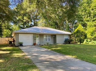 1128 SW 4th Ave, Trenton, FL 32693