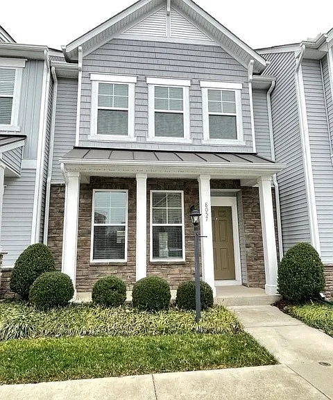 8057 Ellendale Dr — Photo 1
