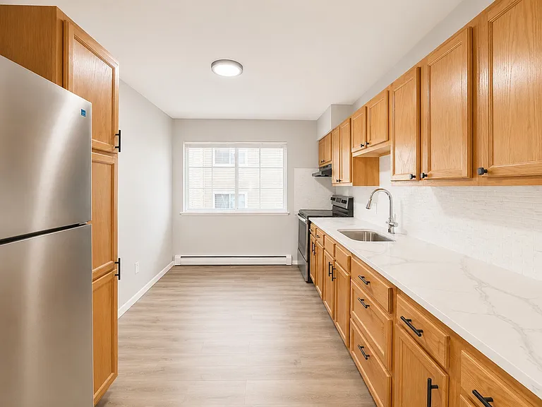 258 Eastern Ave #9 — Photo 3
