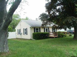 7 Wellington Rd, Delmar, NY 12054