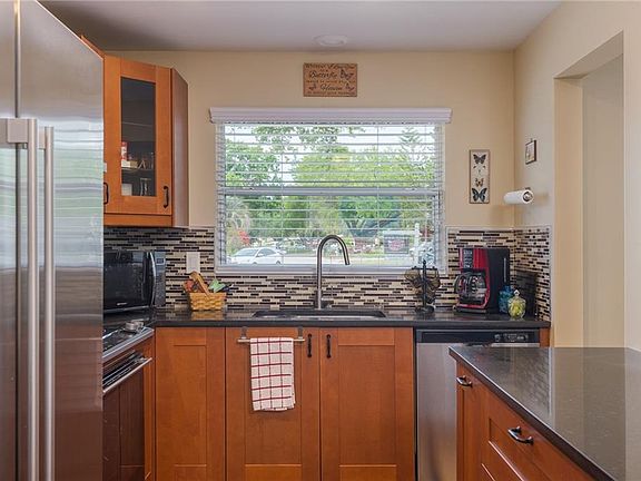 5th image of 10022 Santiago Ct