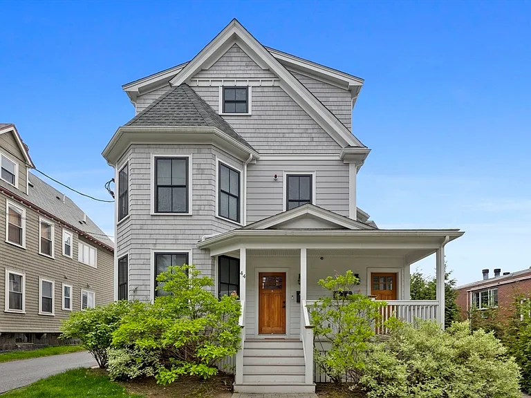 44 Evergreen St #3 — Photo 1