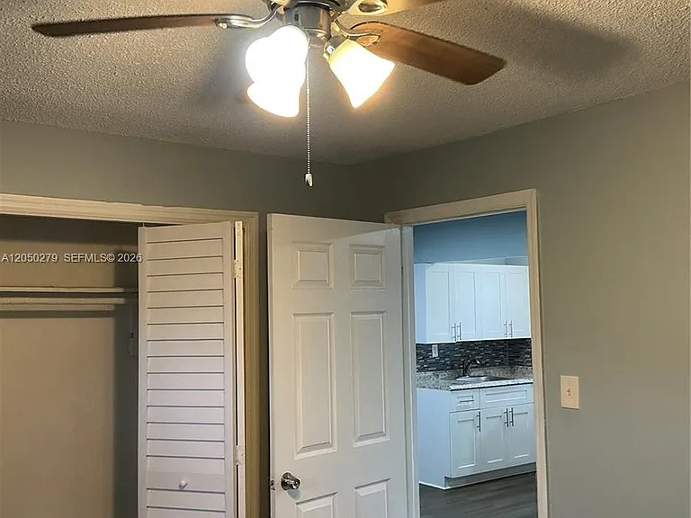 2137 Hayes St #18 — Photo 7