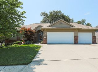 110 Shevi Dr, Council Bluffs, IA 51503