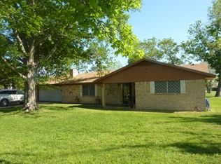 210 Northline Rd, Teague, TX 75860