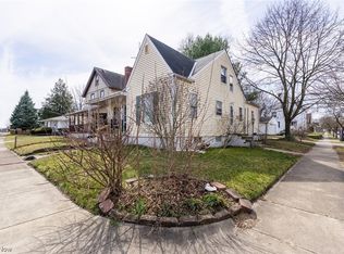 1100 N Main St, Akron, OH 44310