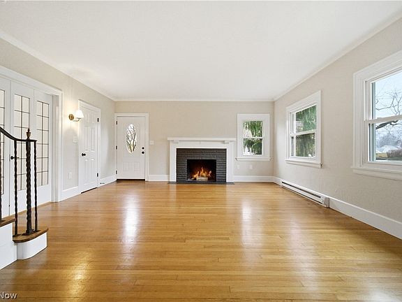 5th image of 45 Chatfield Dr