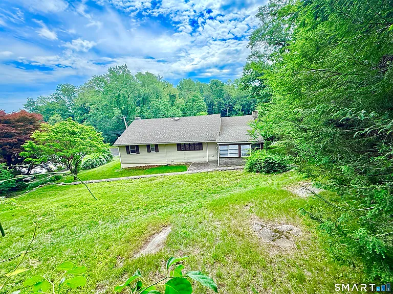 2326 Old Town Rd — Photo 31