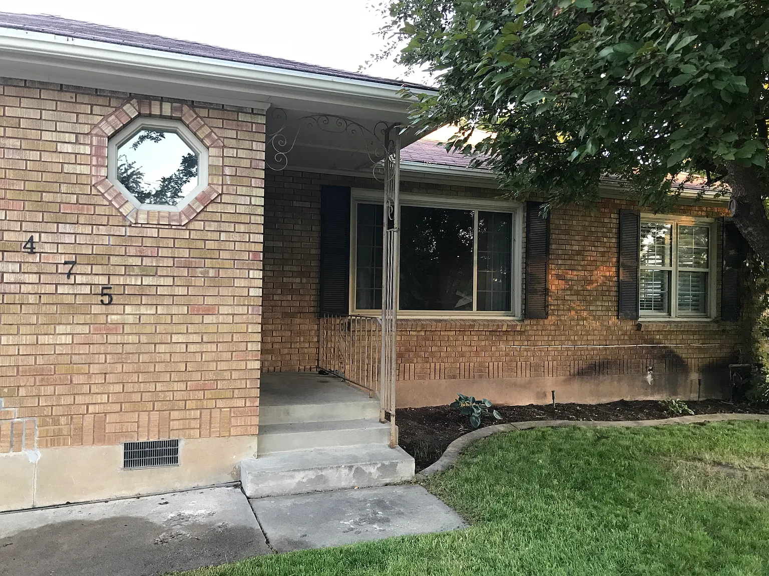 3 bed, 1866 sqft, $1,600 — Photo 1