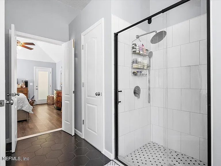 5281 Oxford Crest Dr — Photo 19