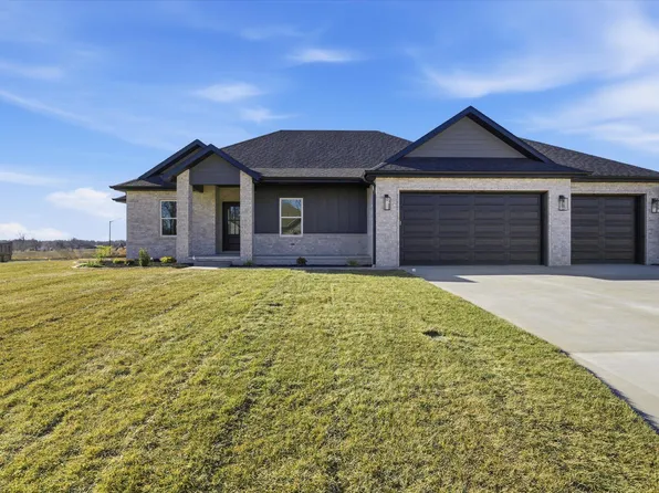 1371 N Collins Drive, Republic, MO 65738