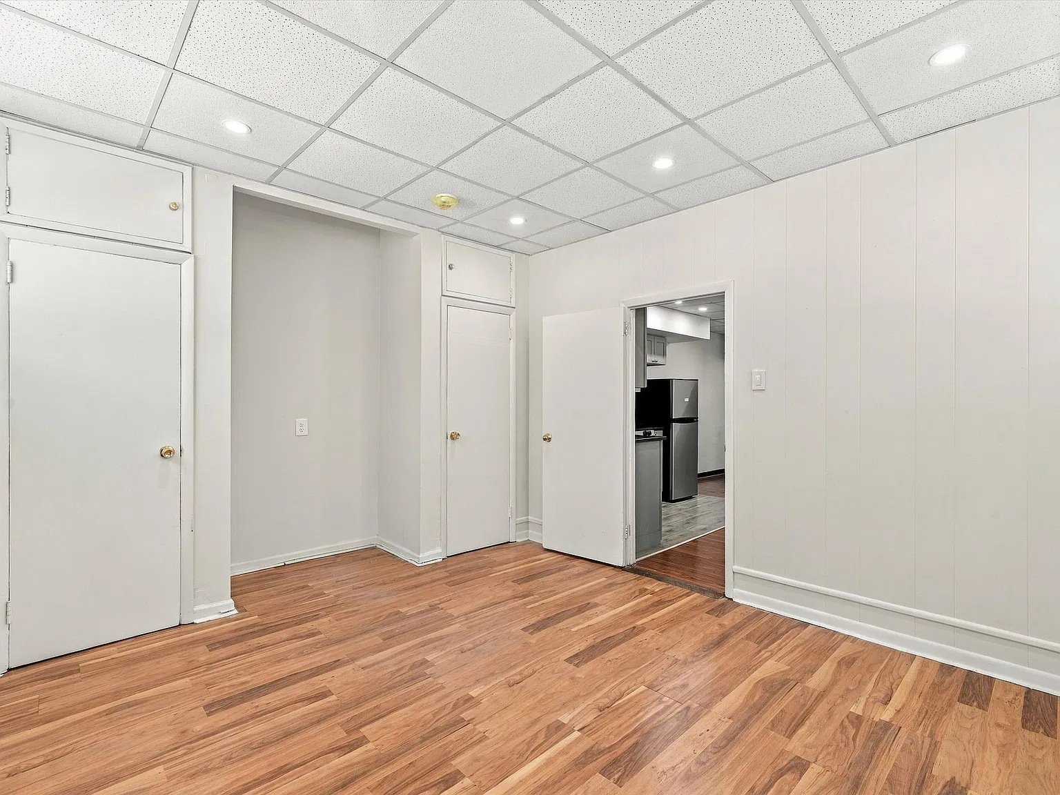 3 bed, 1.5 bath, 900 sqft, $1,800 — Photo 3