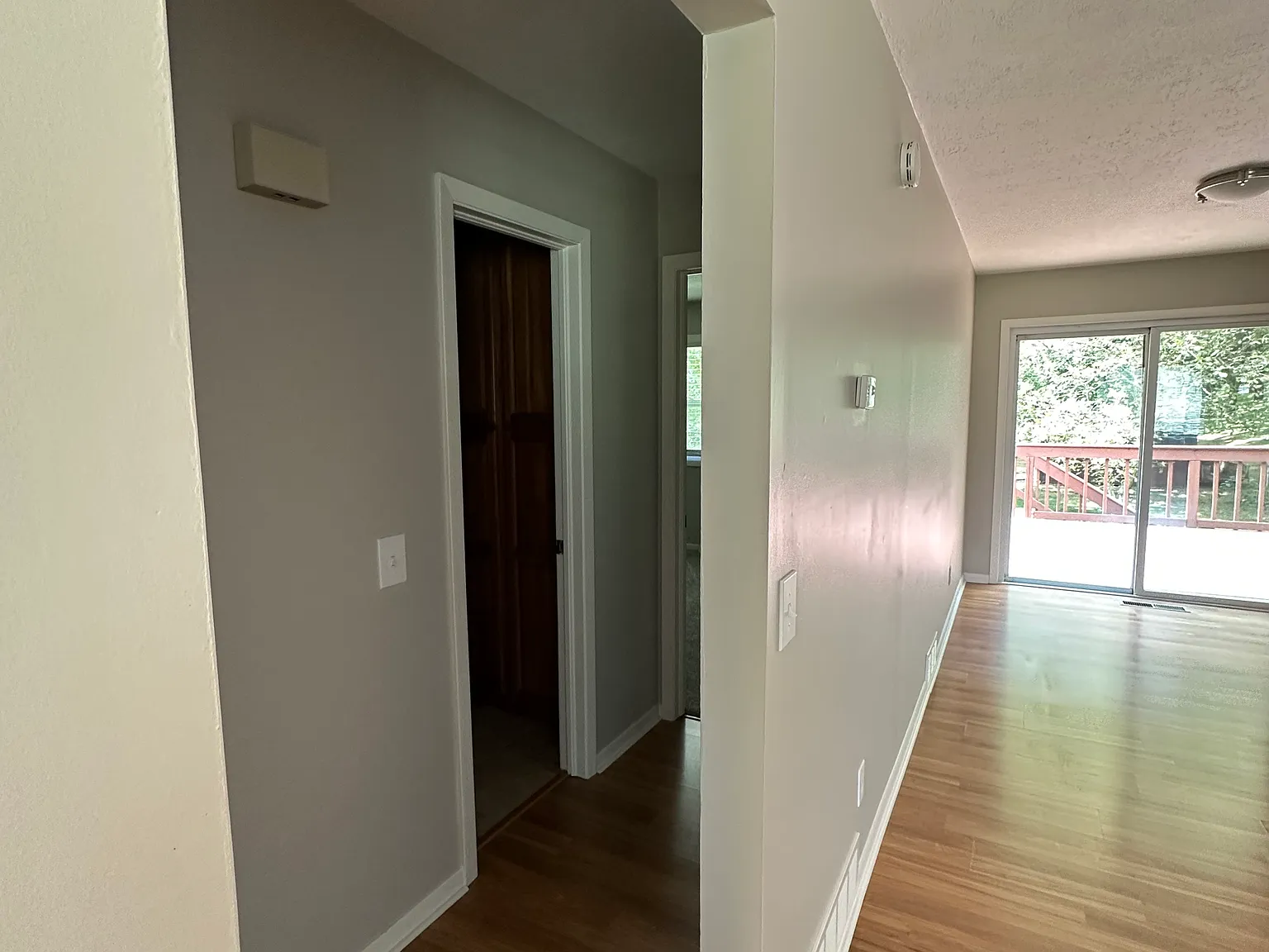 4 bed, $1,800 — Photo 3