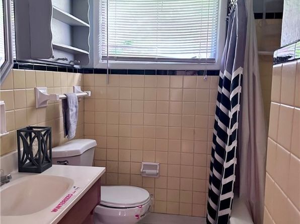 2608 Cleveland Ave, Parkersburg, WV 26104