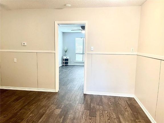 5th image of 1626 Sandalwood Dr