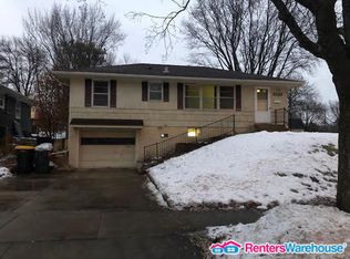 1233 Cascade St NW, Rochester, MN 55901