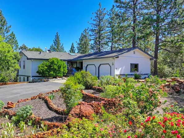 1520 Skyline Dr, Auburn, CA 95602