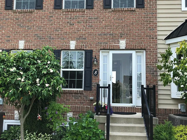3832 William Daves Rd #8 — Photo 2