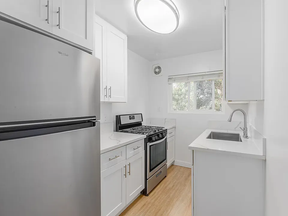 Overlook Point | Hillside Living in Mission Hills