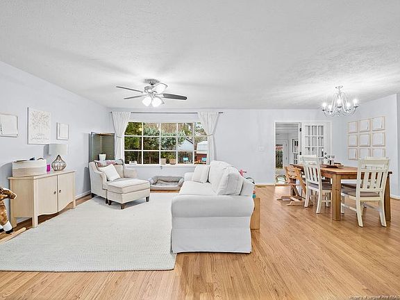 3rd image of 501 Lennox Dr