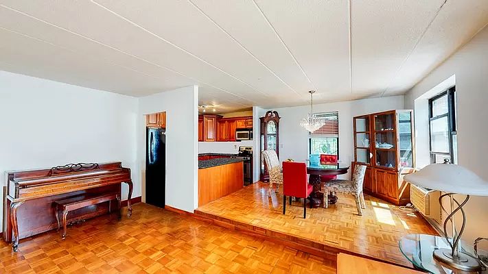 1st image of 15 Gates Ave 15e-floor 15E