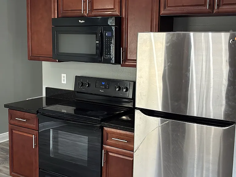 4827 Kingston Cir — Photo 10