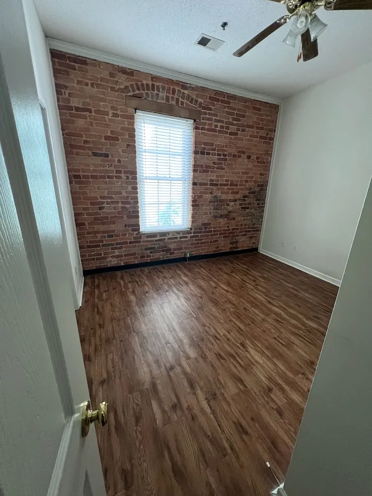 2 bed, 860 sqft, $1,395 — Photo 4