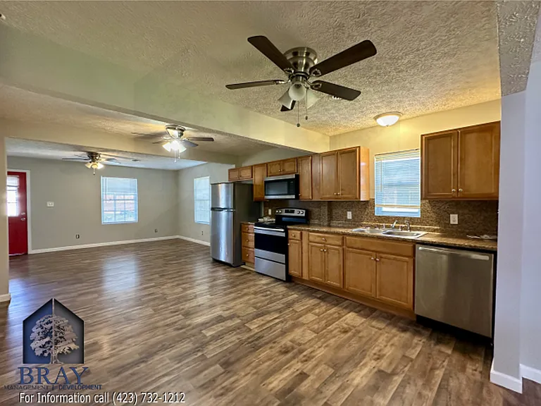729 E Sullivan St — Photo 9