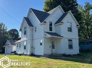 421 S 2nd St, Klemme, IA 50449