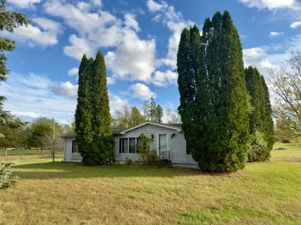 10411 Cady Rd, Jackson, MI 49201