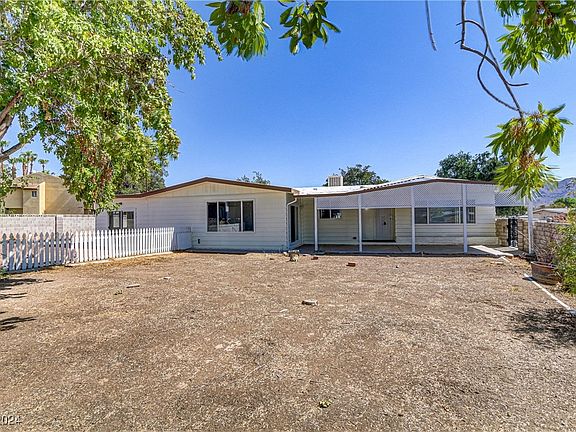 5th image of 107 Sir George Dr