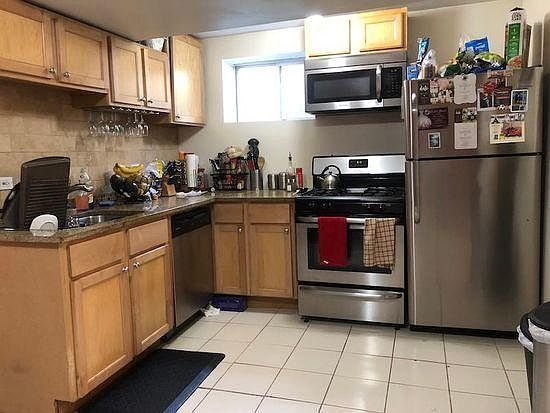 1st image of 1705 W Washington Blvd
