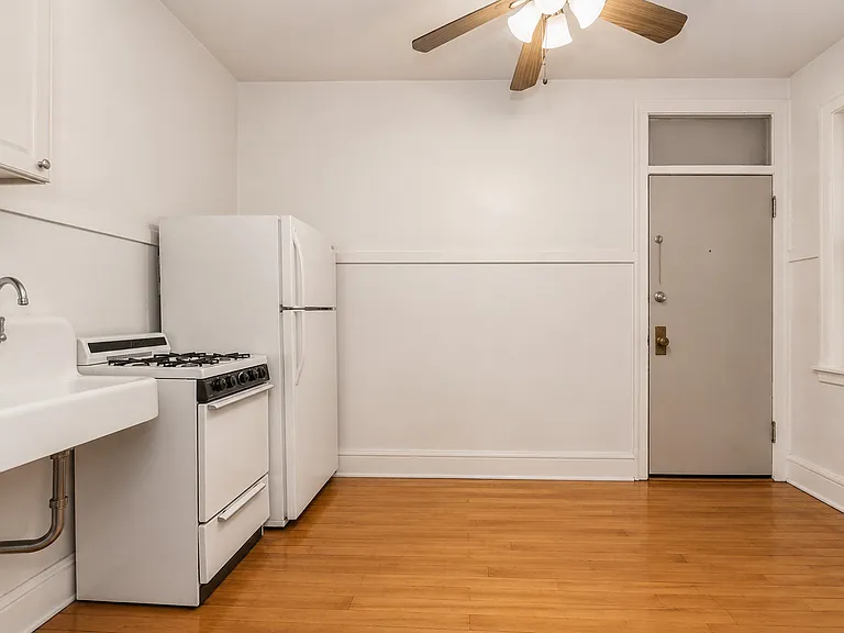 3041 W George St #3S — Photo 4