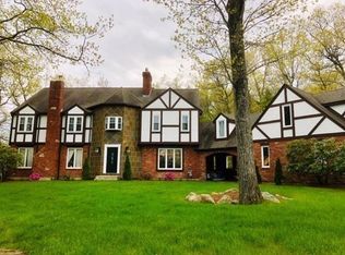 14 Colonial Dr, Shrewsbury, MA 01545