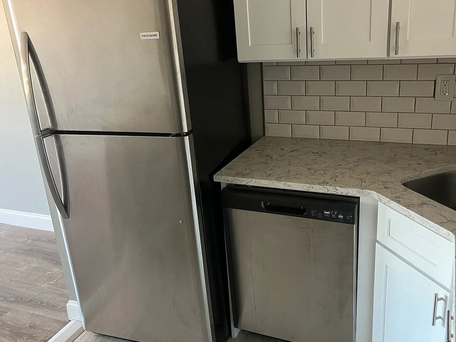 1 bed, 1.0 bath, 700 sqft, $1,550 — Photo 4