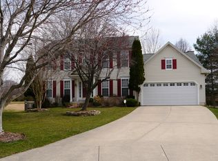 12 Madrigal Ct, Germantown, MD 20876