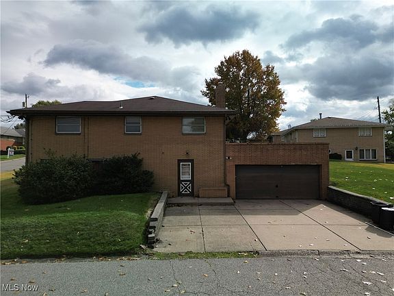 5th image of 163 N 15th St