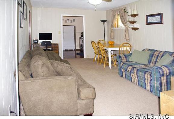 2nd image of 2827 Buxton Ave