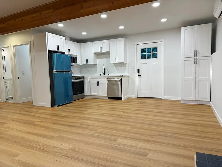 5616 227th St SE — Photo 3