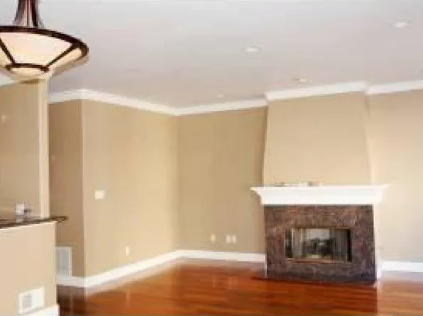 30 Pond St #1, San Francisco, CA 94114