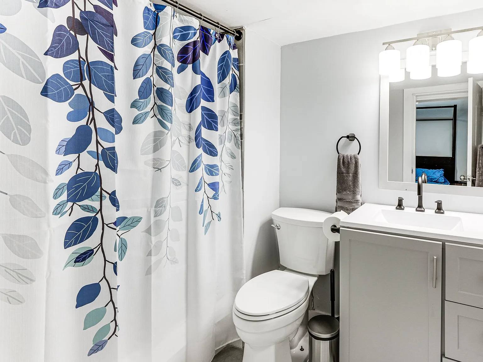 3 bed, 1186 sqft, $2,450 — Photo 4